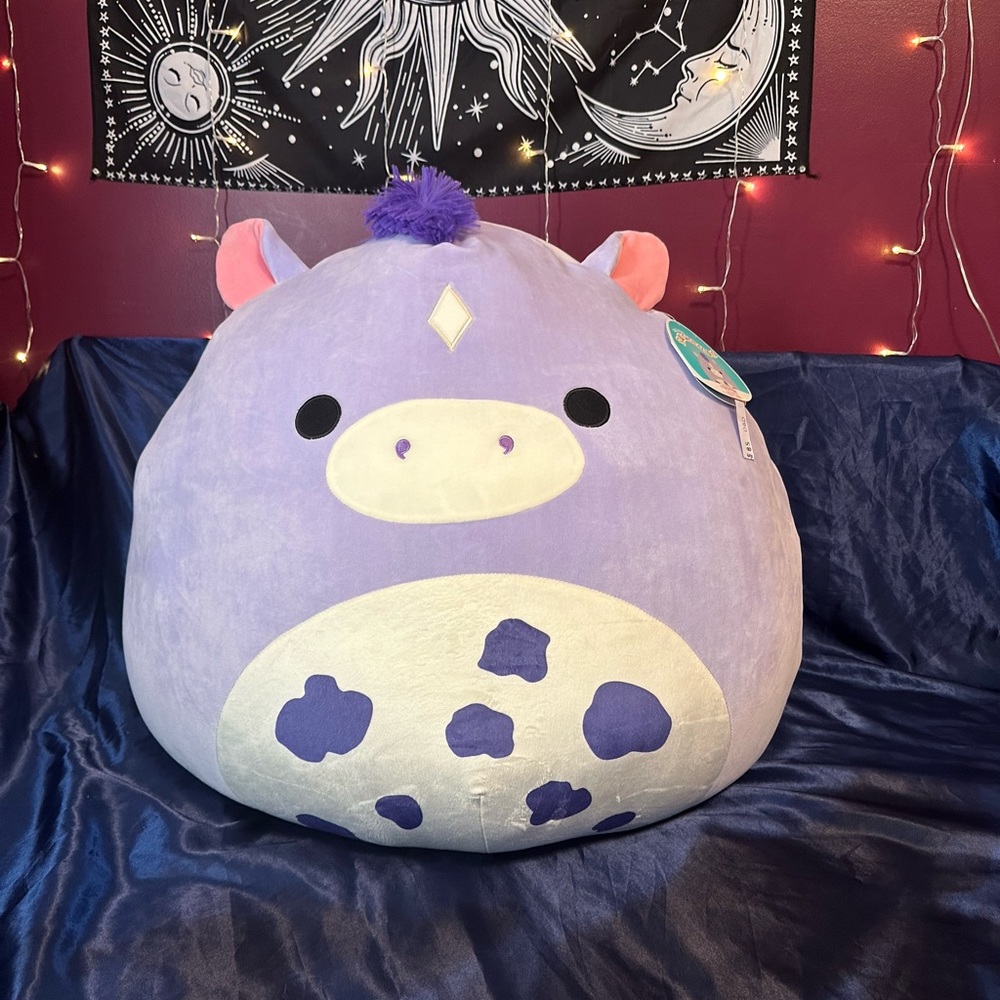 Squishmallow Meadow the horse
